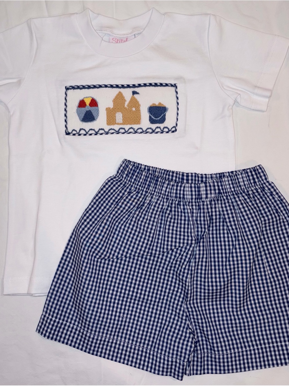 Stitchy Fish smocked & embroidered sand castles 2 pc shorts set sz 2T NWT